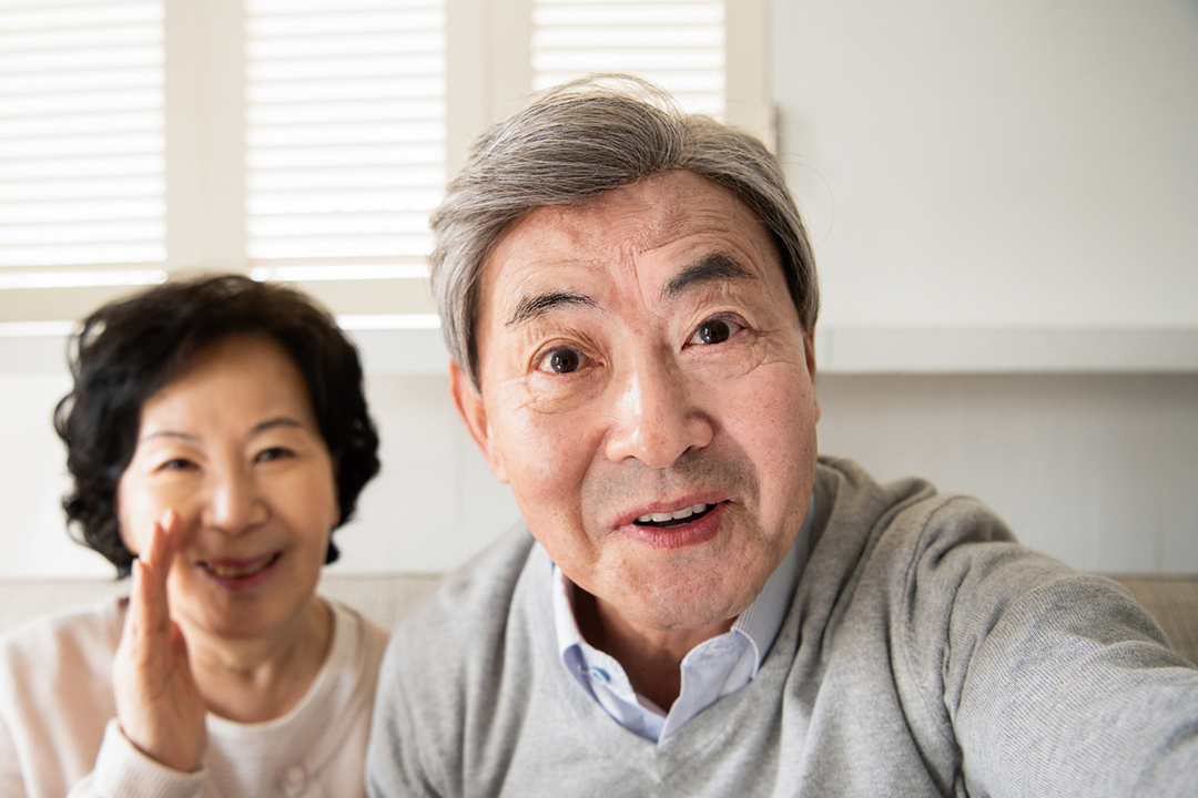 中国居家养老产业发展白皮书：95.6%老年人的主要照料者为家人